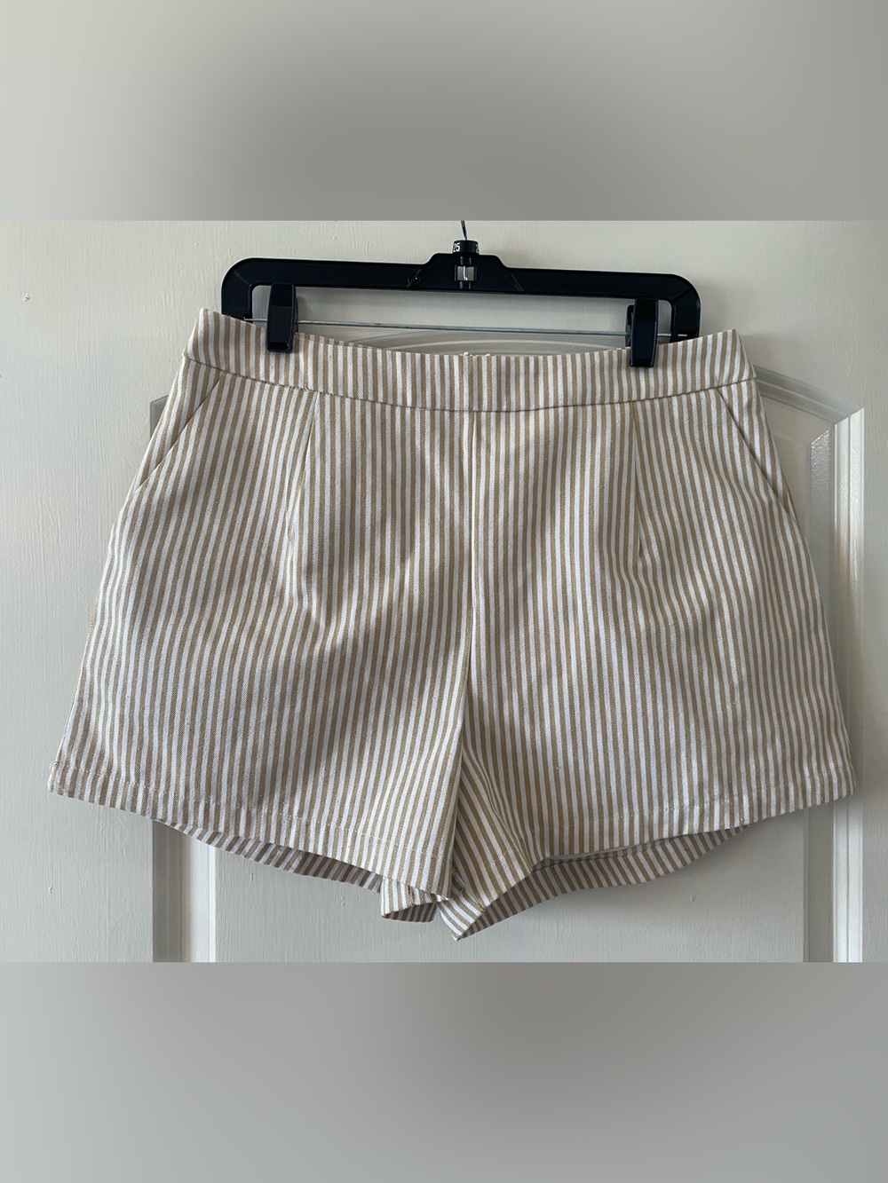 Striped High-Waist Women’s Shorts - Cream & Tan